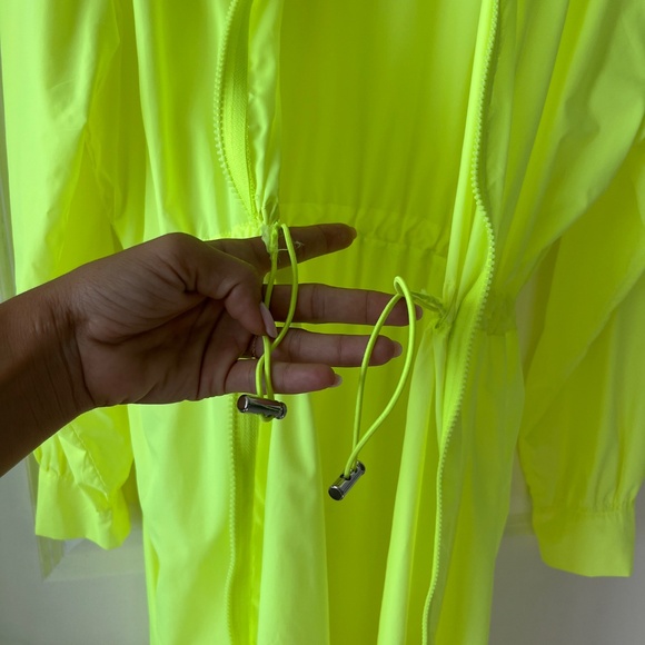 Salty Neon Yellow Longline Zip-Up Windbreaker Jacket – Size S/M - Picture 11 of 14